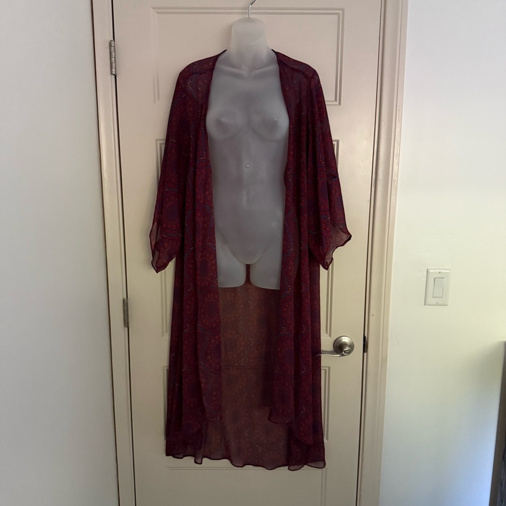 ⭐️ 5 for $25. Band of Gypsies kimono